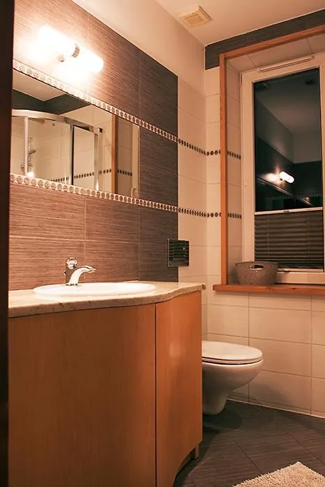 Apartamenty I Pokoje Bacowka Centrum Zakopane Poland